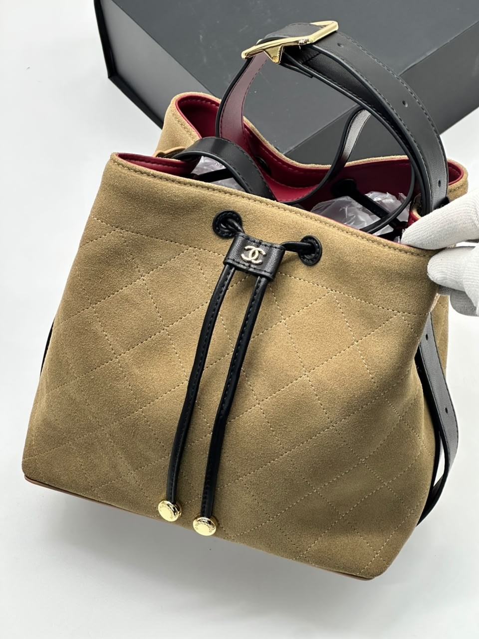 сумка chanel,женская замшевая сумка chanel shopping bag бежевая с черным,замшевая сумка,сумка,сумки шанель
