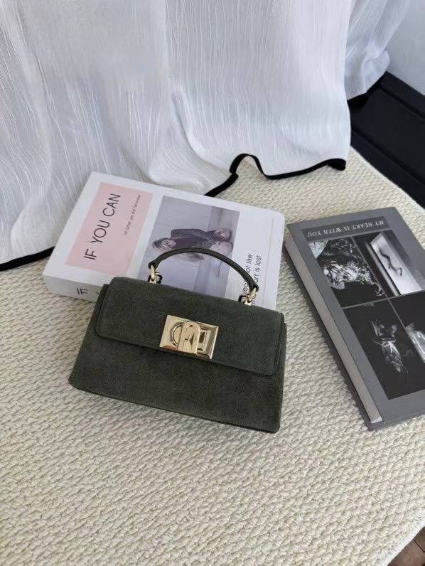 сумка из натуральной замши 24х19,сумка замшевая furla,сумка женская furla,сумка из натуральной замши,сумка