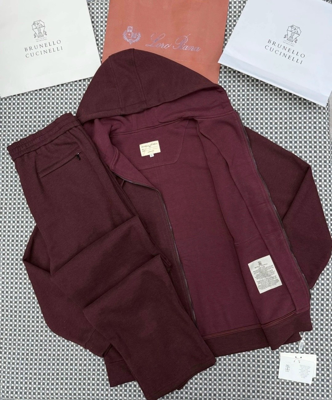 спортивный костюм stefano ricci,костюм спортивный loro piana,спортивный костюм brunello cucinelli,спортивные костюм,мужской спортивный костюм