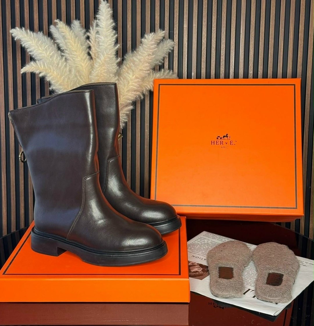резиновые сапоги chanel,сапоги chanel,chanel rain boots,женские резиновые сапоги chanel,резиновые сапоги шанель