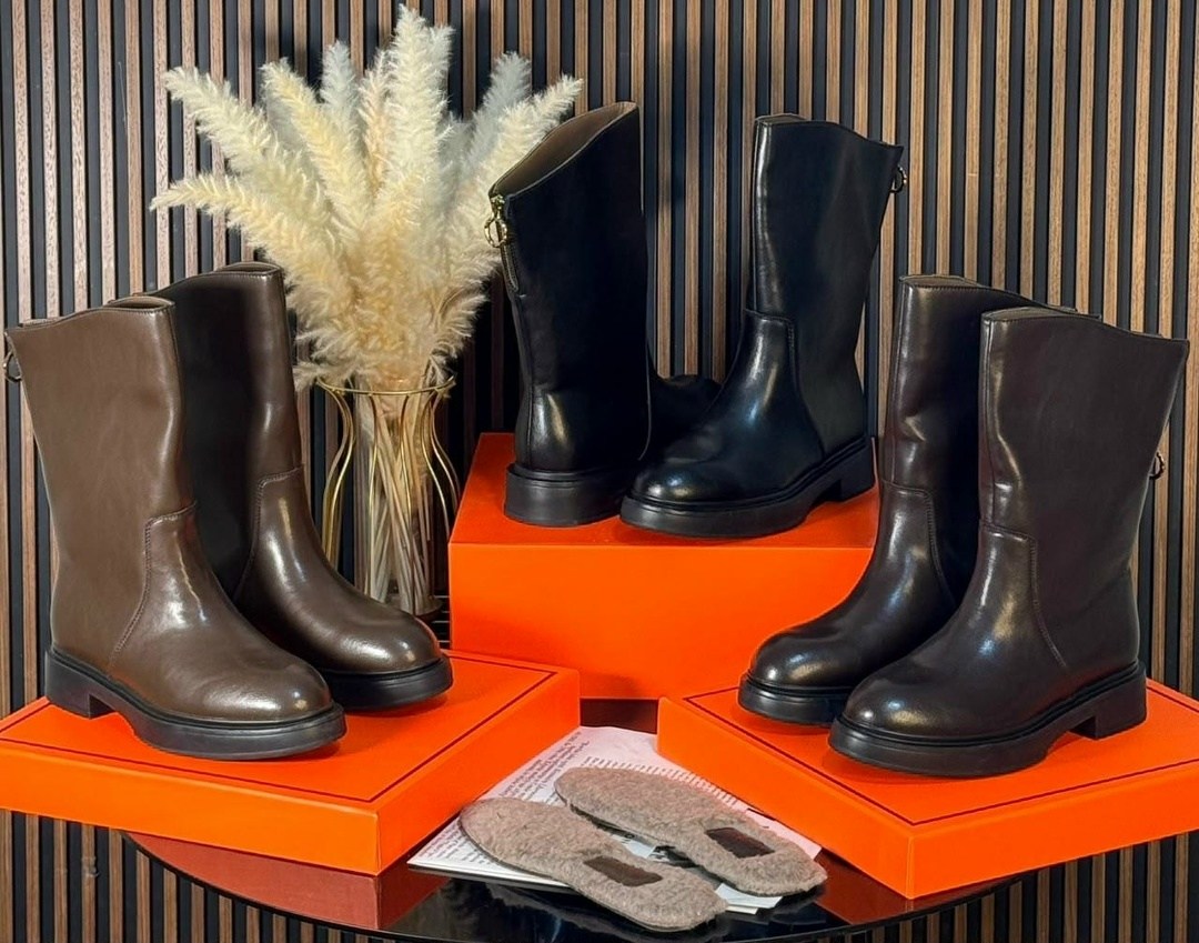 резиновые сапоги chanel,сапоги chanel,chanel rain boots,женские резиновые сапоги chanel,резиновые сапоги шанель