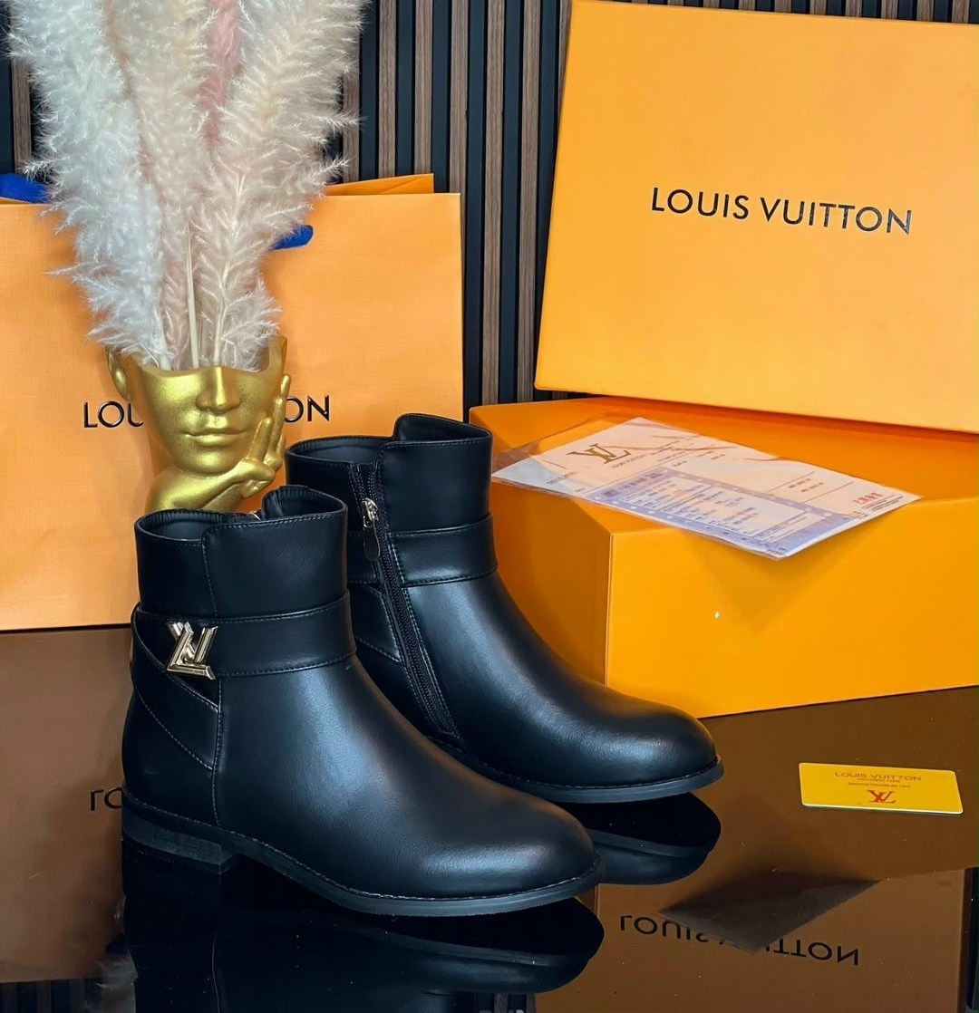 ботинки louis vuitton,,короткие сапоги,женская ,женские ботильоны louis vuitton