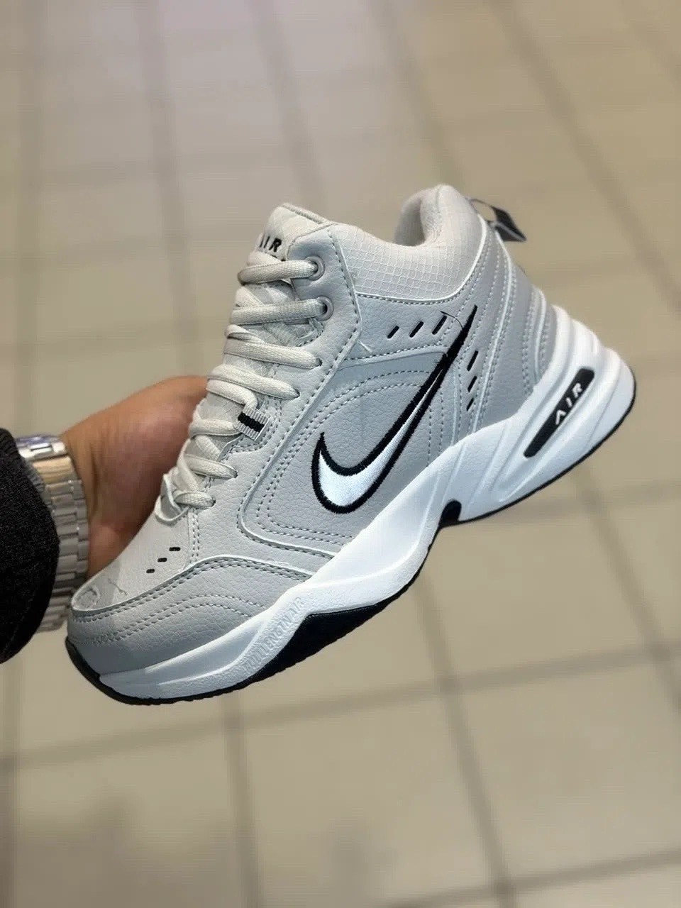 кроссовки nike air monarch,кроссовки nike air monarch iv,кроссовки мужские nike air monarch iv,кроссовки nike air monarch 4,nike air monarch