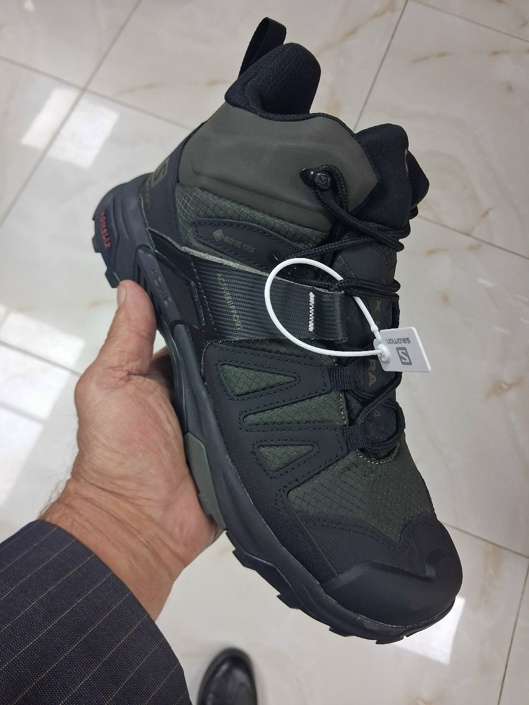 ботинки x ultra 4 mid gtx salomon,ботинки salomon,кроссовки зимние salomon,мужские кроссовки salomon x ultra 4 mid gore-tex,salomon x ultra 4 mid gtx