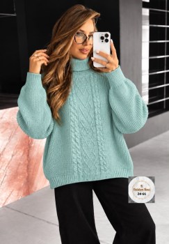 Свитер