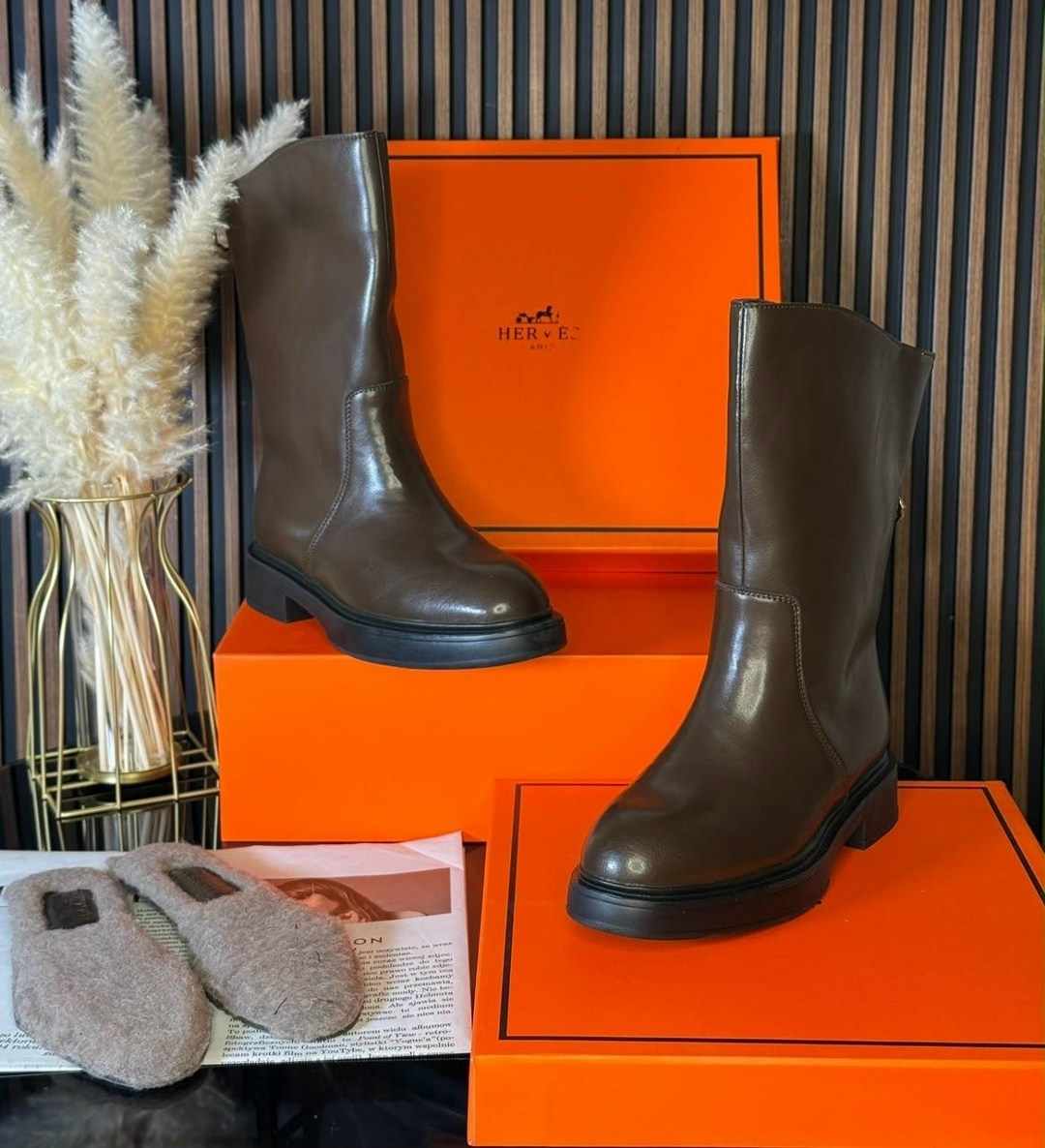 резиновые сапоги chanel,сапоги chanel,chanel rain boots,женские резиновые сапоги chanel,резиновые сапоги шанель