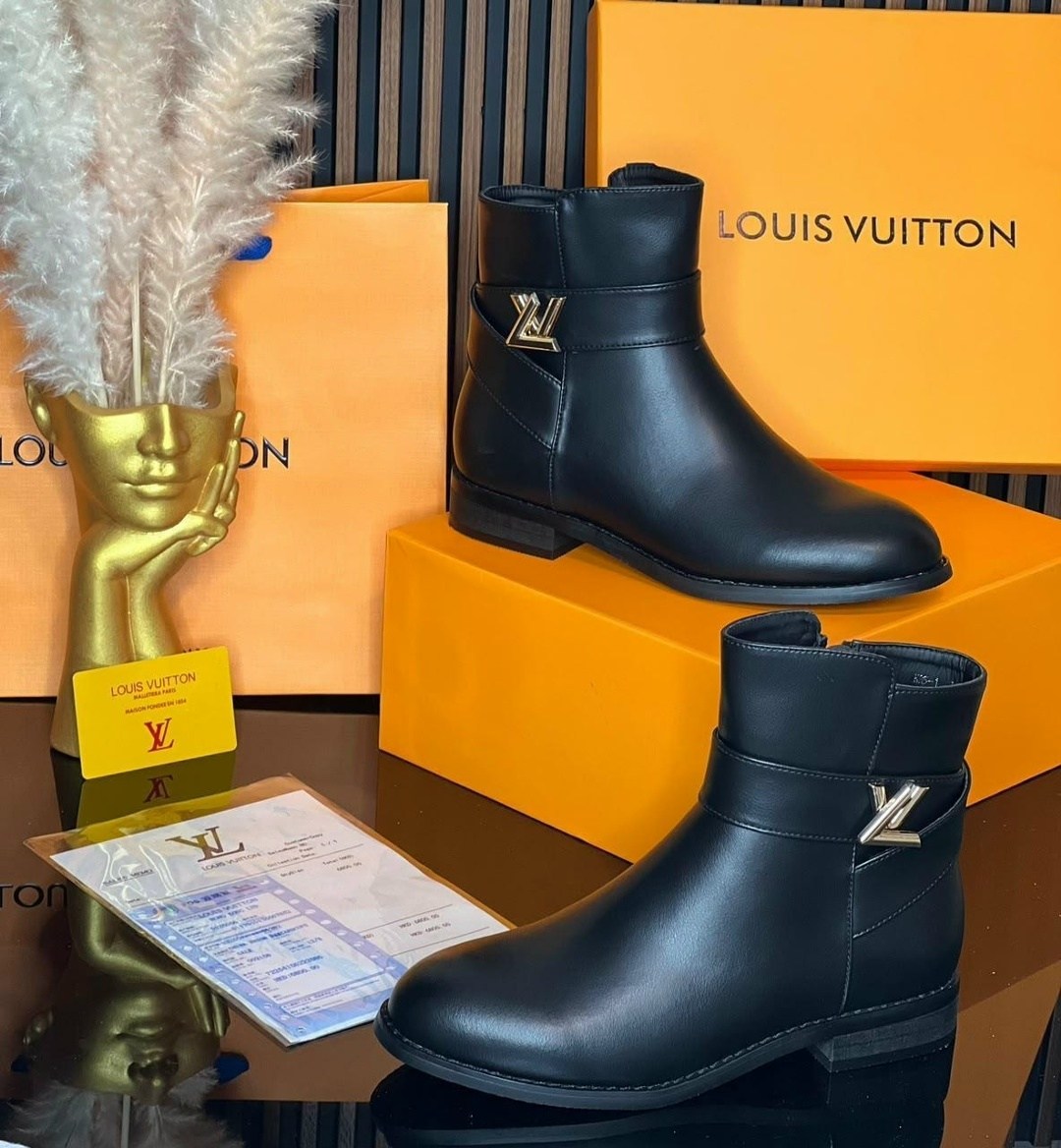 ботинки louis vuitton,,короткие сапоги,женская ,женские ботильоны louis vuitton