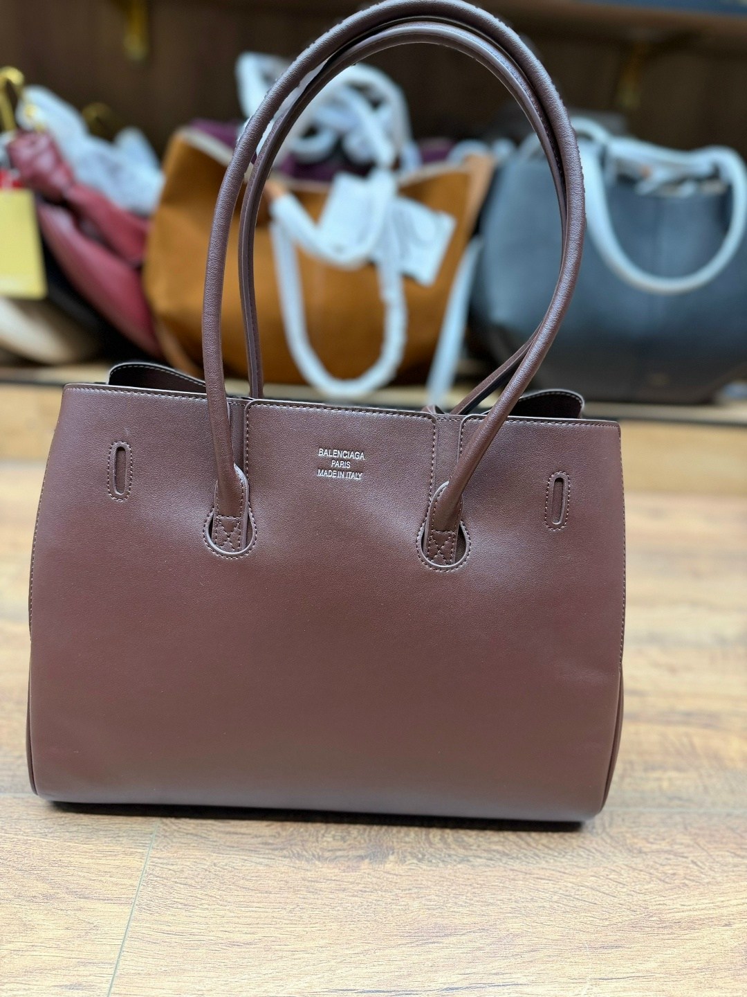 balenciaga сумка,сумка balenciaga bel air из замши,сумка женская balenciaga,сумка из натуральной кожи balenciaga женская,сумка balenciaga натуральная кожа и замша