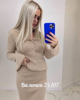 Костюм
