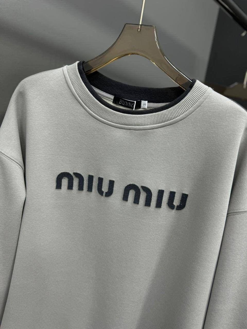 костюм спортивный miu miu,комплект одежды miu miu,костюм спортивный,комплект из miu miu,спортивные костюмы женские