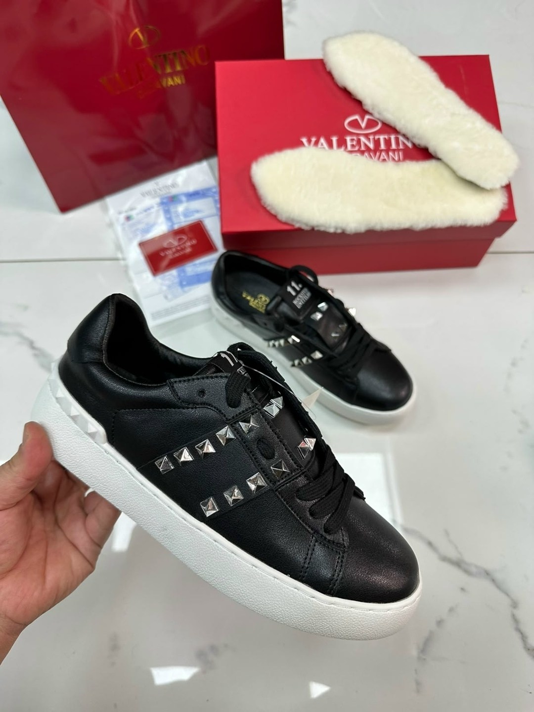 valentino кроссовки,valentino кеды,кроссовки женские valentino,,кеды валентино