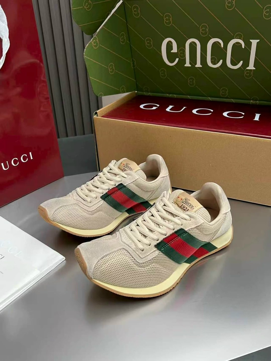 кроссовки gucci женские,кроссовки gucci,gucci кроссовки мужские,кроссовки женские гуччи,женские стильные кроссовки gucci