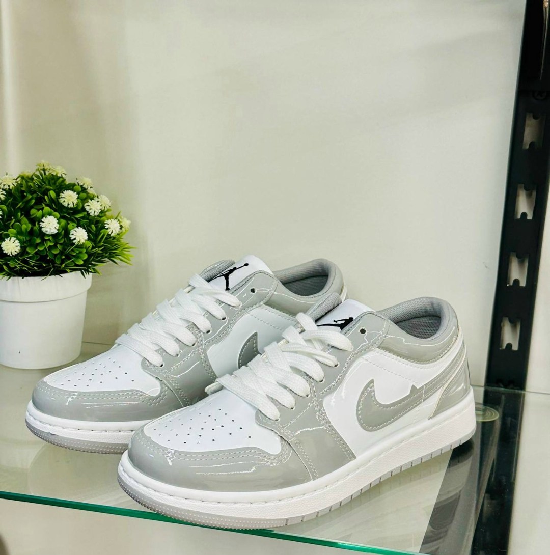 nike air jordan 1 low wolf grey,кроссовки nike air jordan 1 low wolf grey,кроссовки,nike air jordan 1 low,кроссовки nike air jordan 1 low