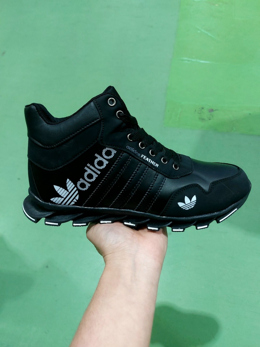 кроссовки мужские зимние,кроссовки мужские зимние adidas,зимние кроссовки adidas, кроссовки,кроссовки зимние высокие adidas zx 750 с мехом