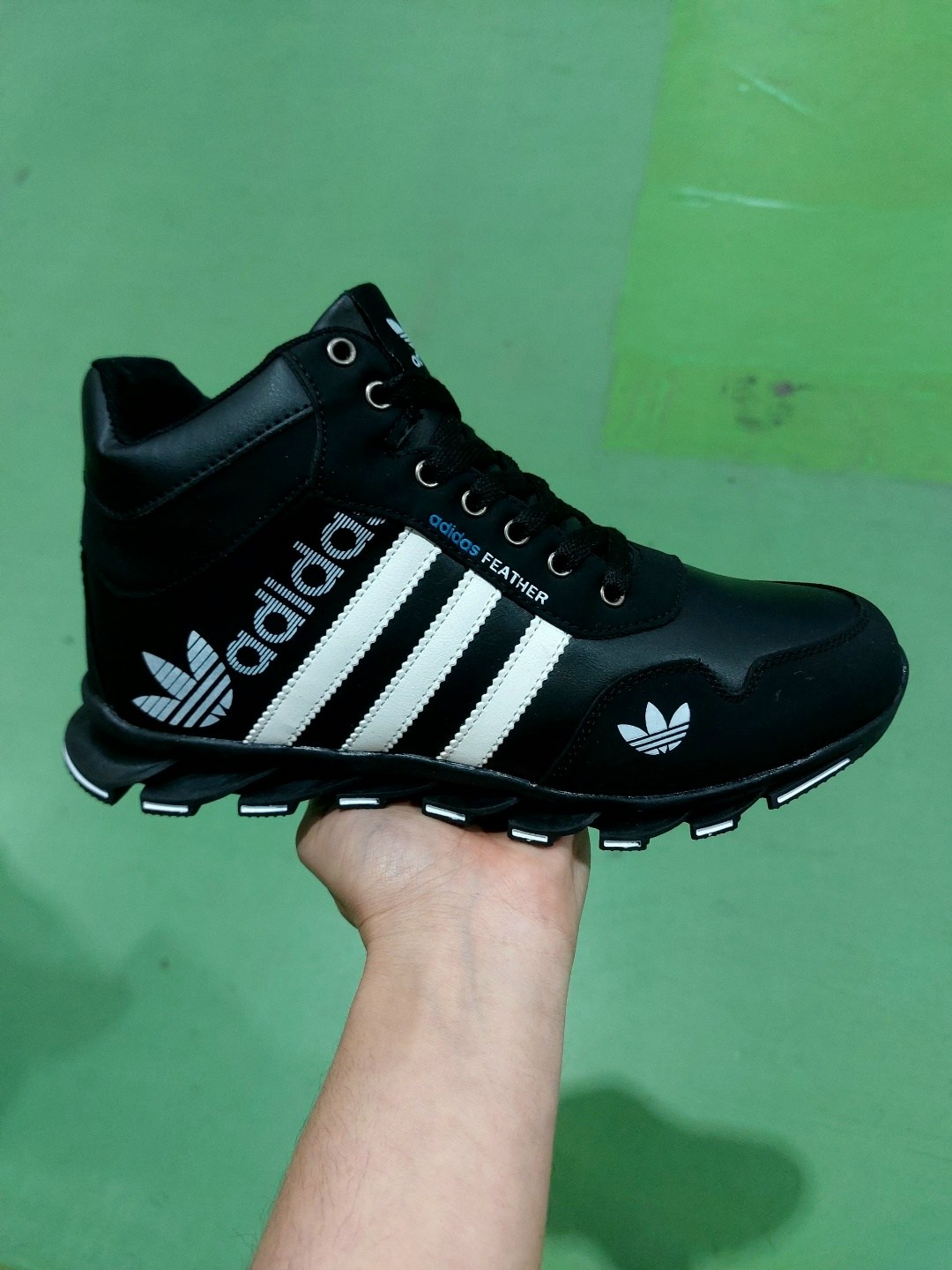 кроссовки мужские зимние,кроссовки мужские зимние adidas,зимние кроссовки adidas, кроссовки,кроссовки зимние высокие adidas zx 750 с мехом