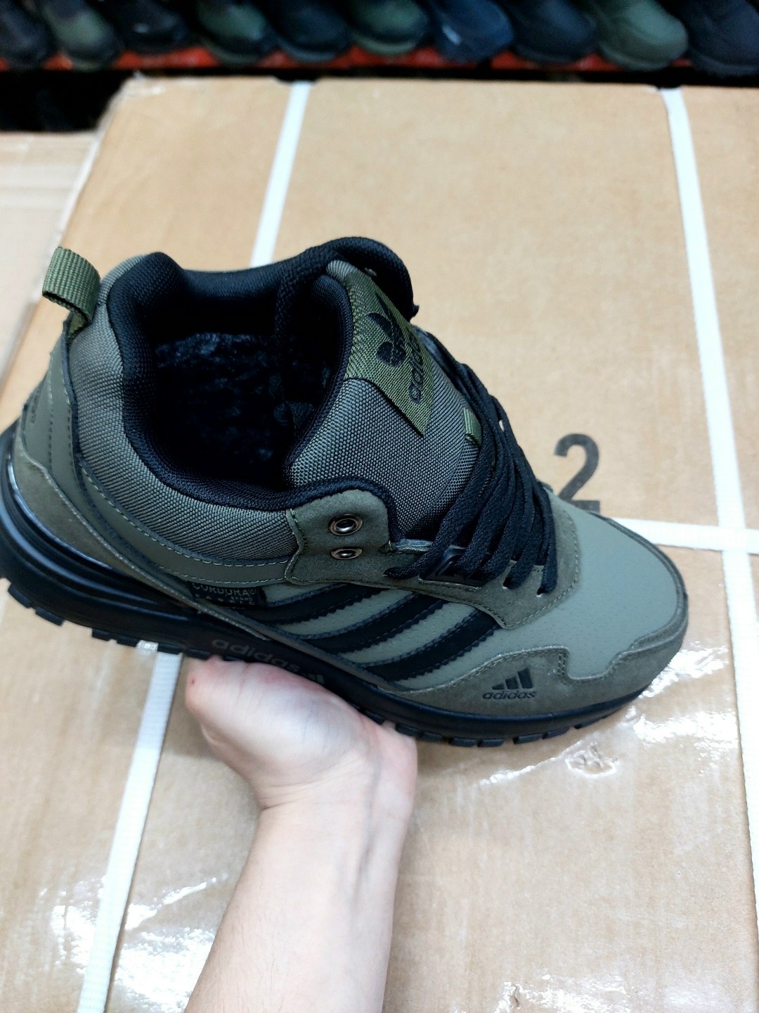кроссовки мужские зимние adidas,зимние кроссовки adidas,кроссовки адидас мужские зимние,кроссовки adidas climaproof зимние,зимние кроссовки adidas zx 750 hi