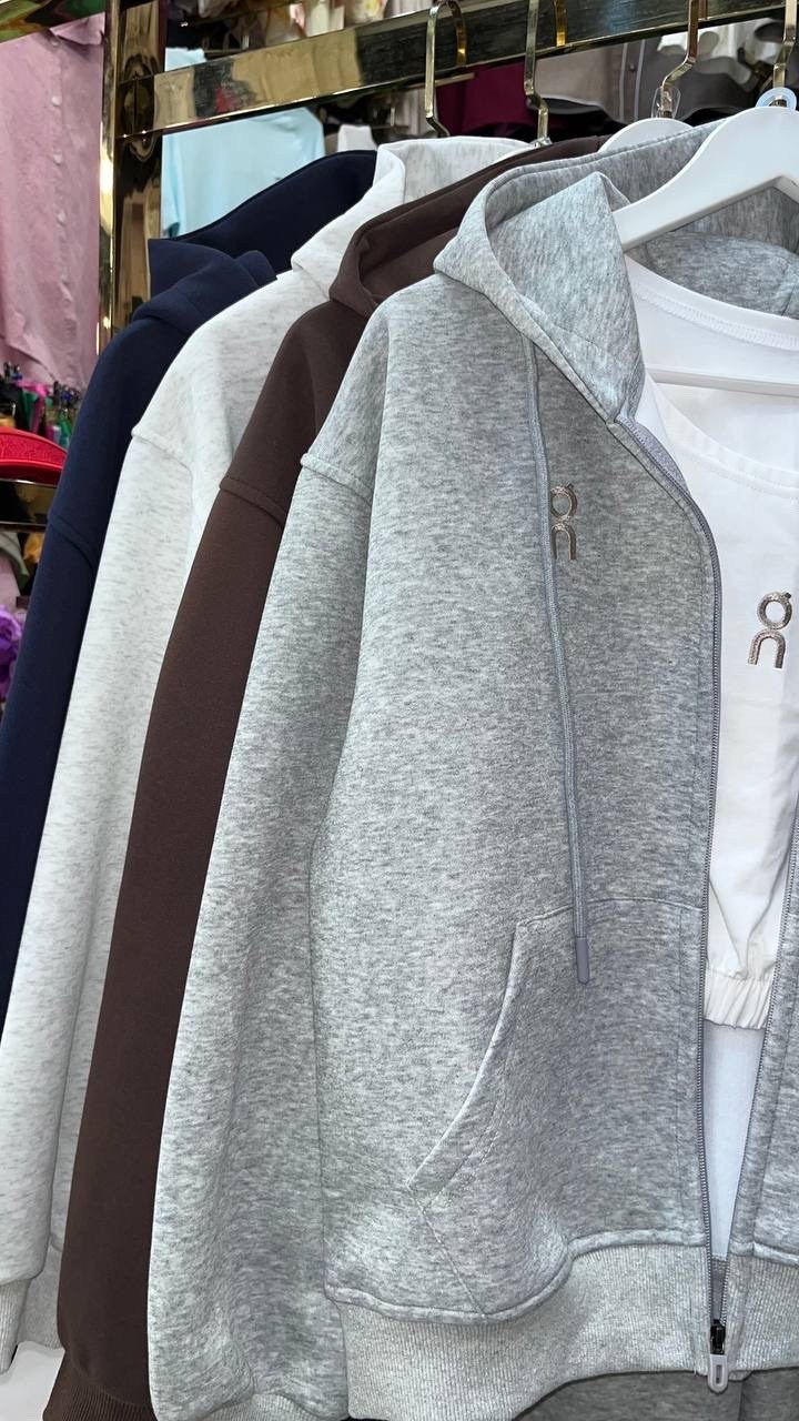 спортивный костюм brunello cucinelli,спортивные костюмы женские,спортивный костюм,костюм женский,повседневный костюм