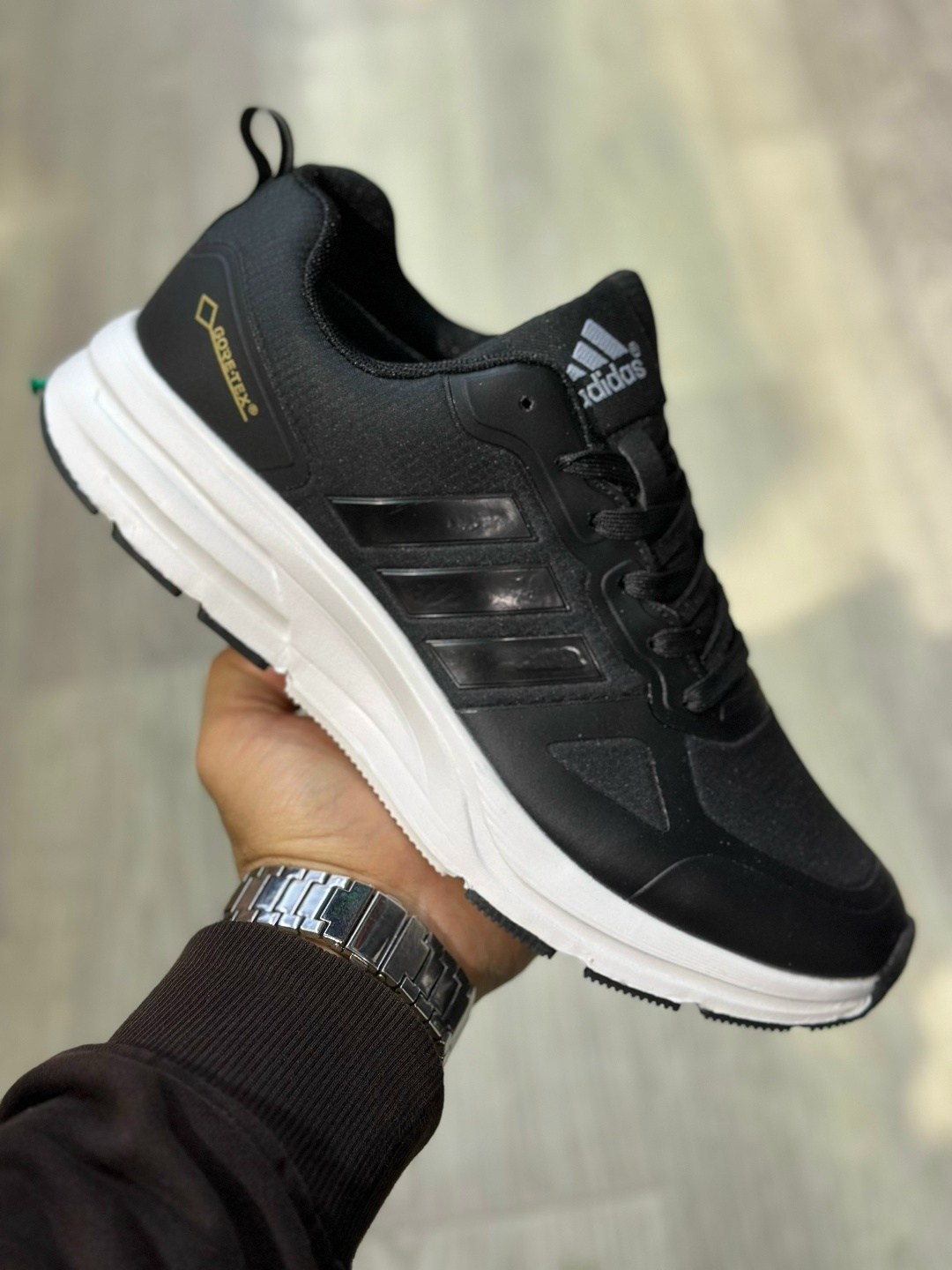 кроссовки мужские adidas,кроссовки adidas,зимние кроссовки adidas,мужские кроссовки адидас,кроссовки адидас