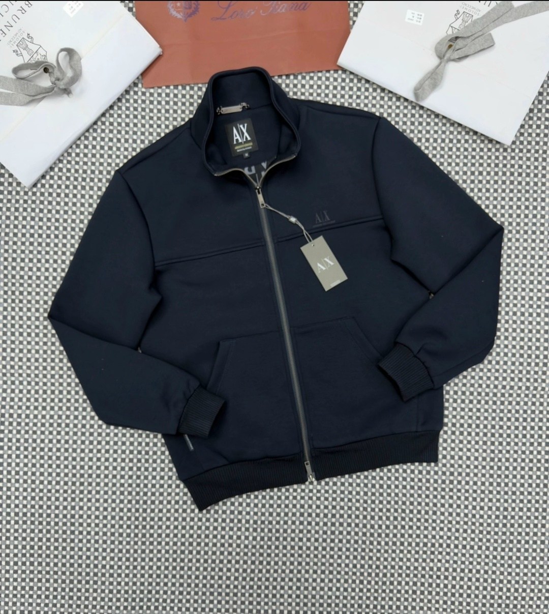 спортивный костюм brunello cucinelli,спортивный костюм armani мужской,мужской спортивный костюм armani exchange,мужской спортивный костюм,спортивный костюм stefano ricci