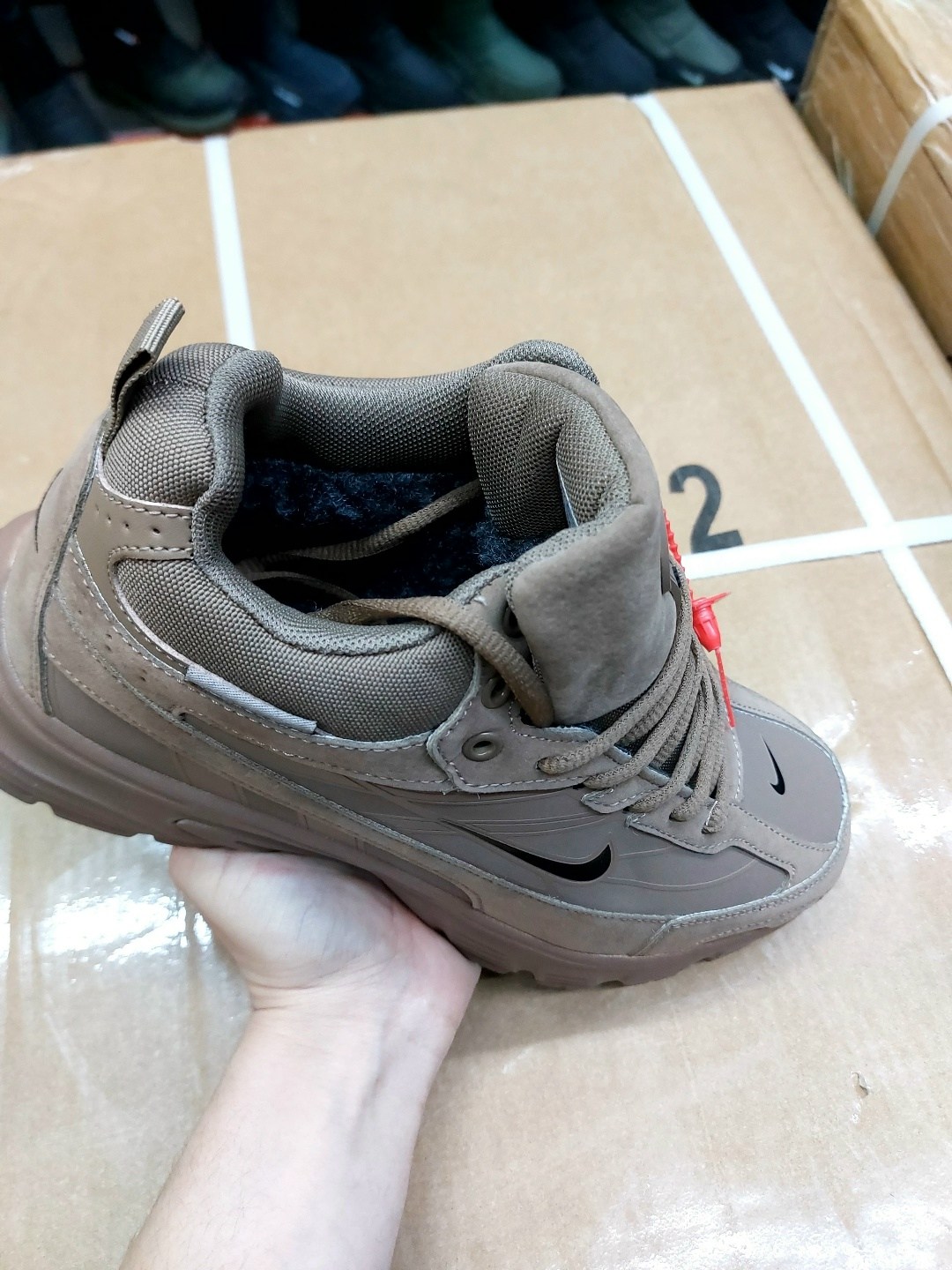 кроссовки зимние nike,кроссовки,,теплые кроссовки,мужские кроссовки nike