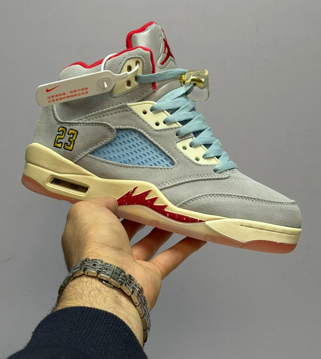 кроссовки nike air jordan 5 retro ice blue,кроссовки nike air jordan 5 retro,кроссовки nike air jordan 5,кроссовки trophy room x air jordan 5 retro ice,кроссовки air jordan 5 retro