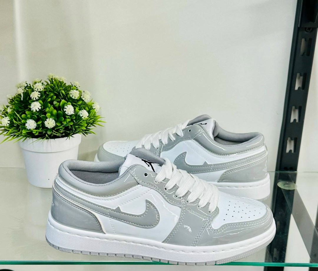 nike air jordan 1 low wolf grey,кроссовки nike air jordan 1 low wolf grey,кроссовки,nike air jordan 1 low,кроссовки nike air jordan 1 low