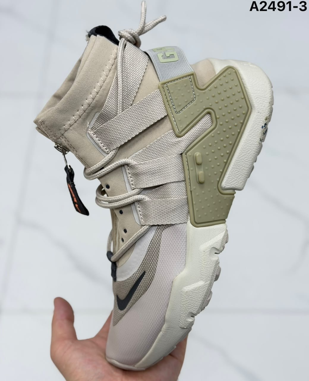 кроссовки nike air huarache gripp,кроссовки nike air huarache,кроссовки nike air huarache gripp triple,nike air huarache gripp,мужские кроссовки nike air huarache