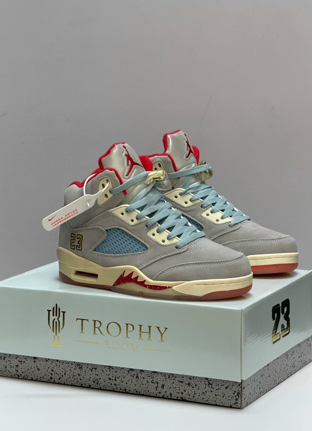 кроссовки nike air jordan 5 retro ice blue,кроссовки nike air jordan 5 retro,кроссовки nike air jordan 5,кроссовки trophy room x air jordan 5 retro ice,кроссовки air jordan 5 retro