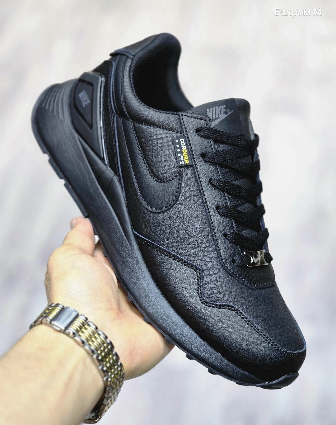 кроссовки nike air monarch iv,мужские кроссовки nike air monarch 4 all black,кроссовки nike air monarch,мужские кроссовки nike,кроссовки мужские