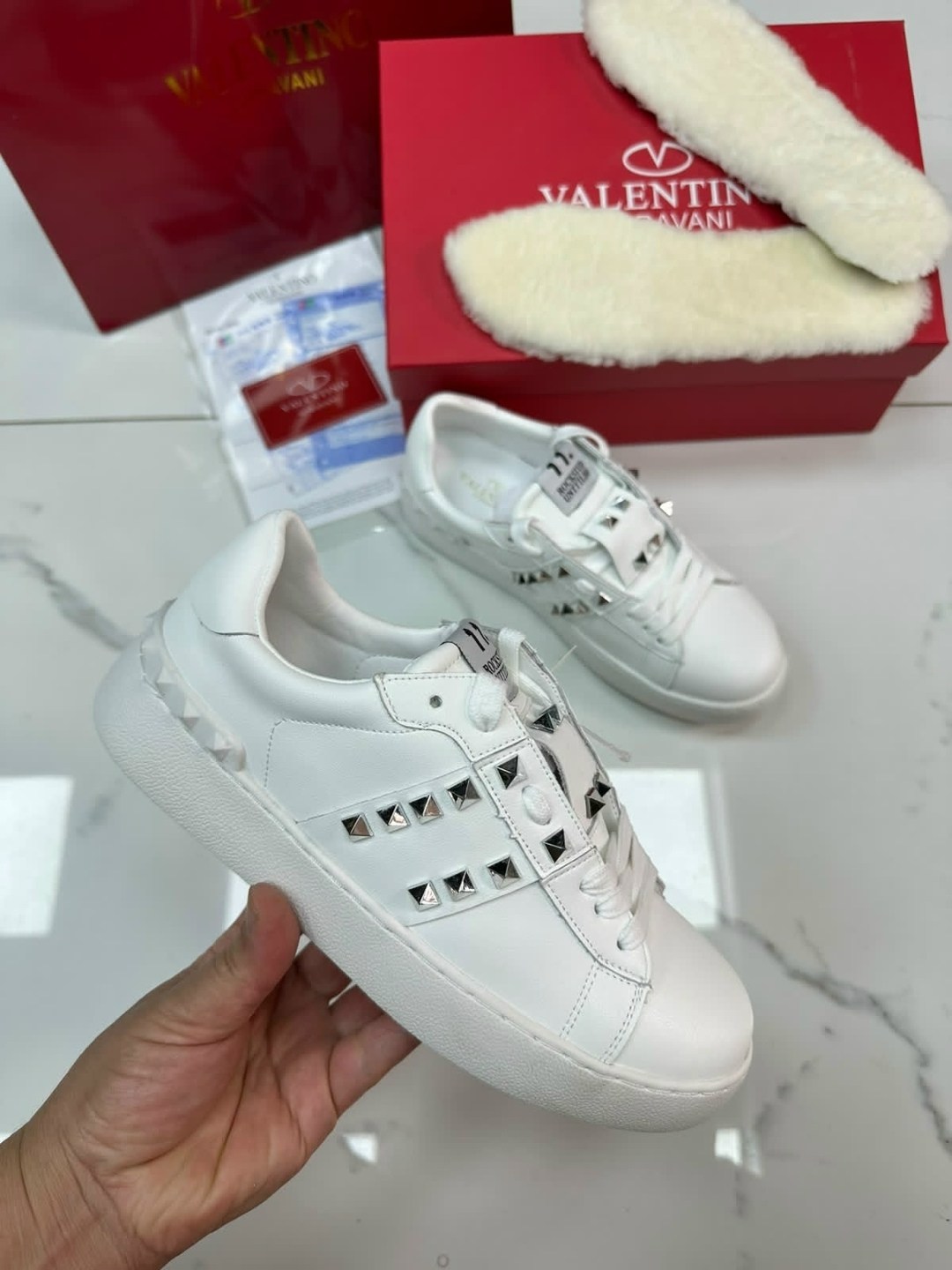 valentino кроссовки,valentino кеды,кроссовки женские valentino,,кеды валентино