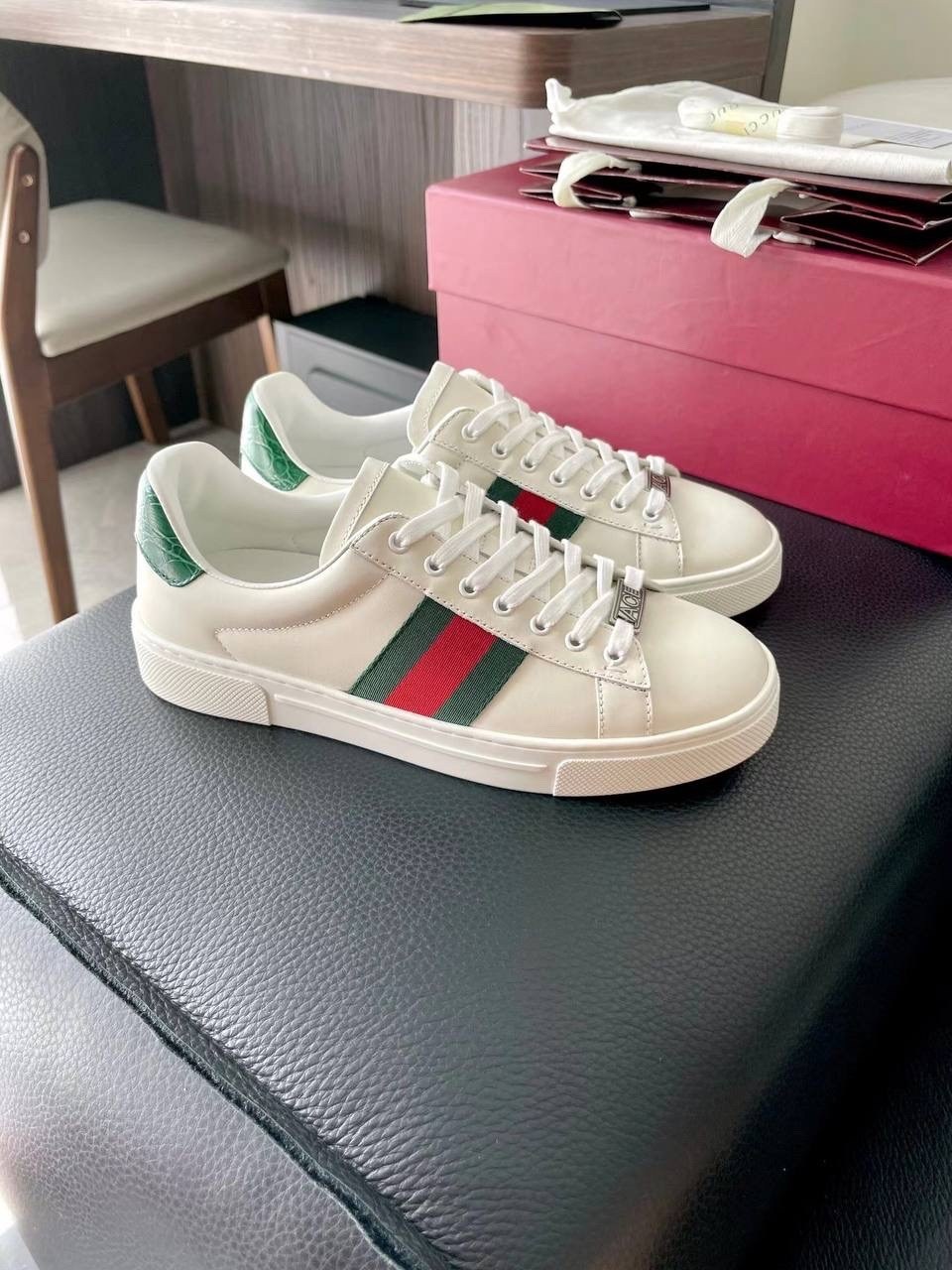 кроссовки gucci,gucci ace,кроссовки гуччи,кеды гуччи,