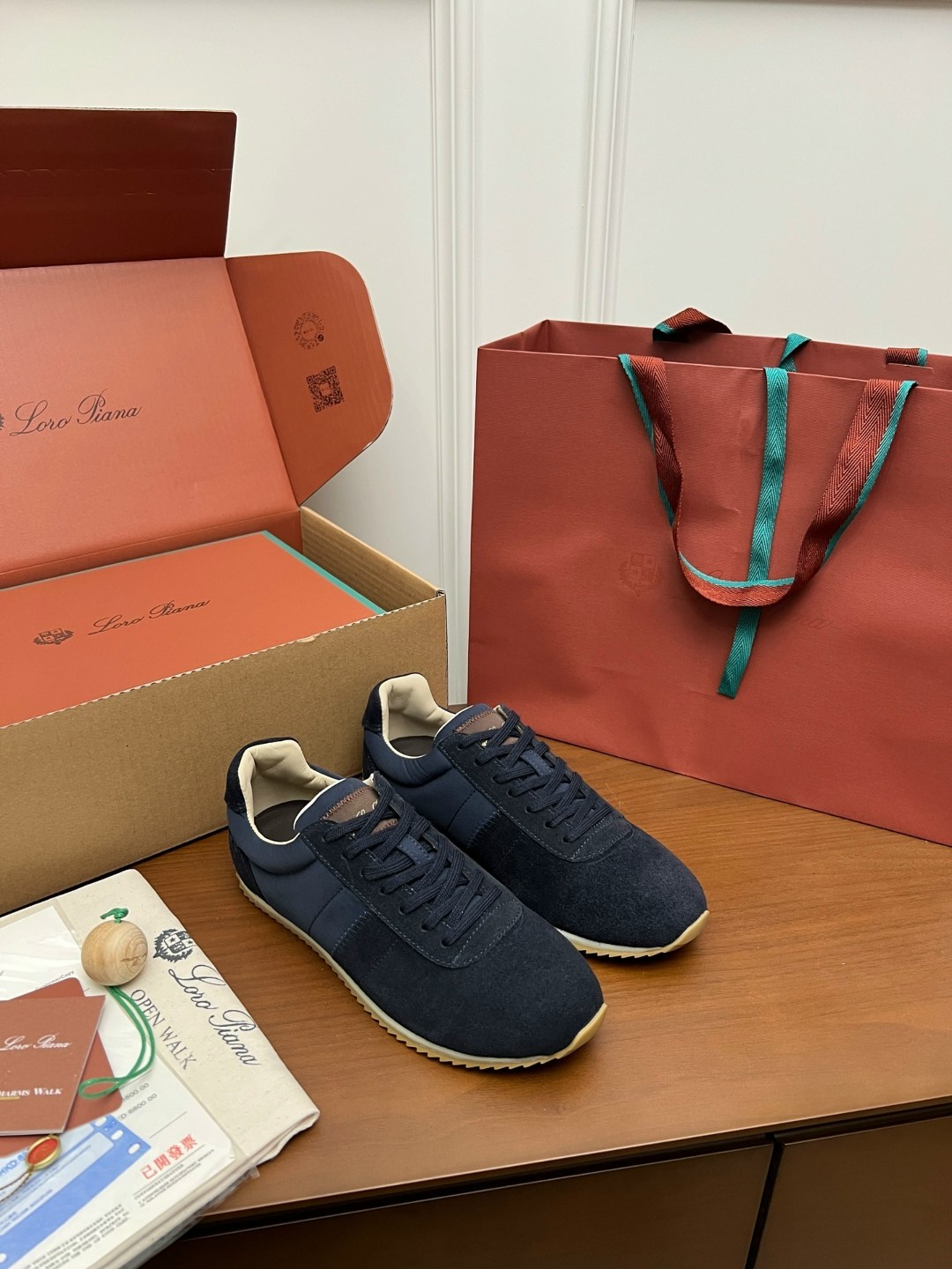 ,кроссовки loro piana,мужской кроссовки,мужская  кроссовки,кроссовки замшевые