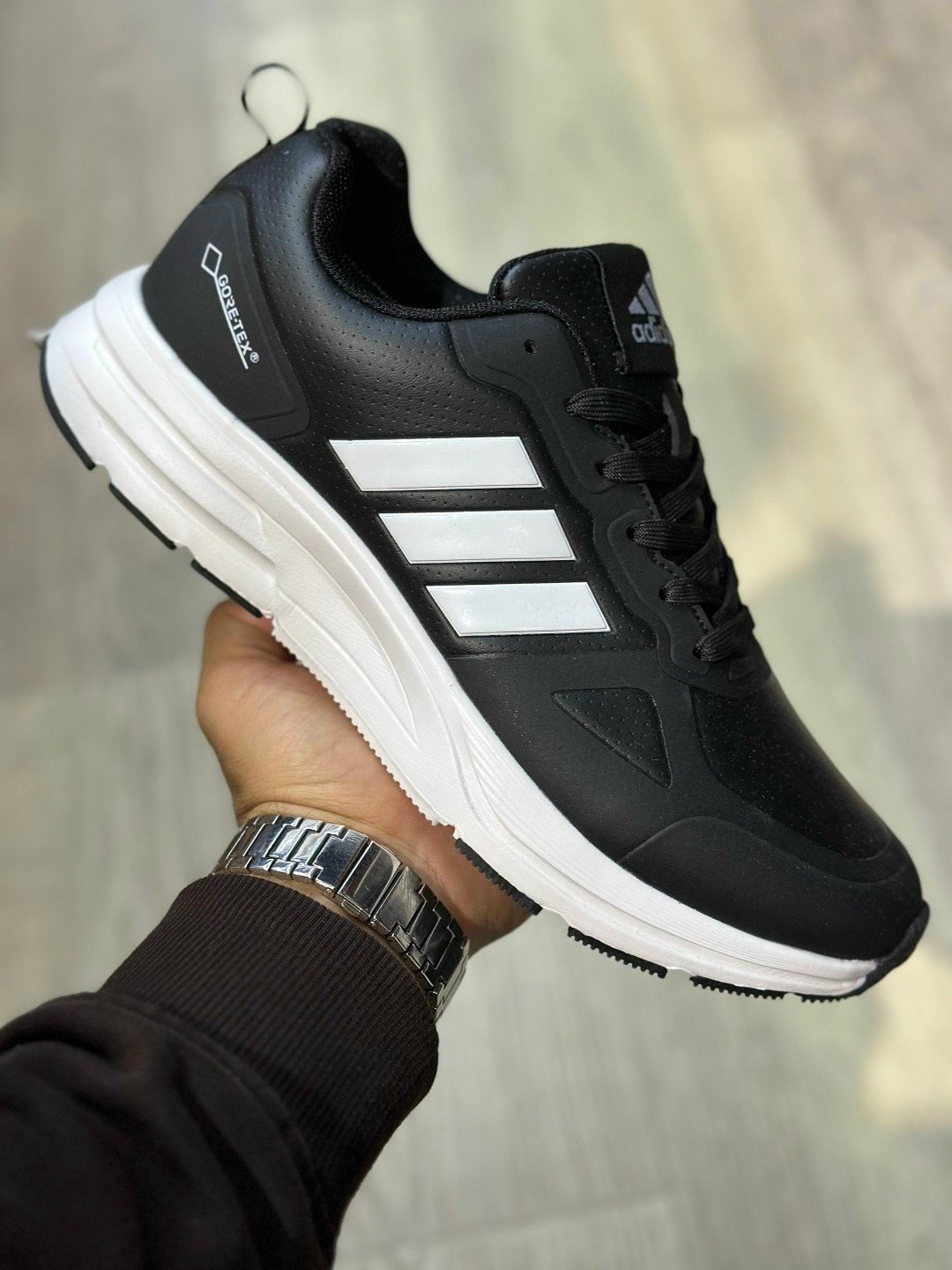 кроссовки мужские adidas,кроссовки adidas,зимние кроссовки adidas,мужские кроссовки адидас,кроссовки адидас