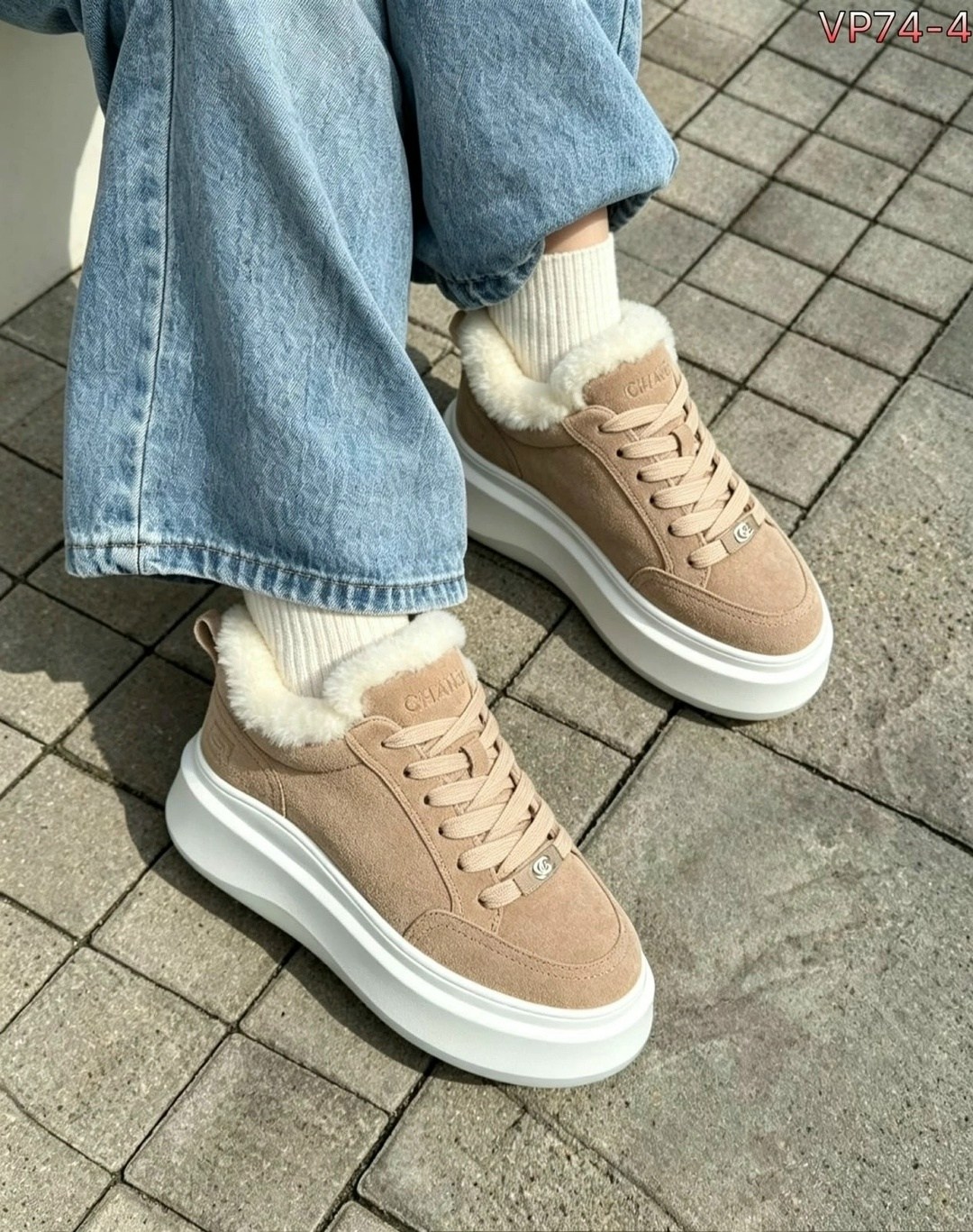 кроссовки женские chanel a120784 зимние бежевые,,женские замшевые кроссовки chanel 2026 бежевые с мехом,кеды зимние шанель женские,кроссовки женские chanel