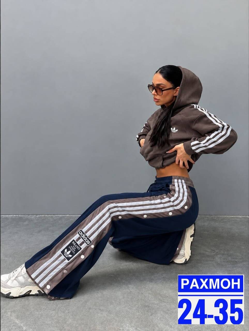 стильный спортивный костюм женский,костюм спортивный женский,костюм спортивный,спортивная одежда для женщин,спортивный костюм одежда