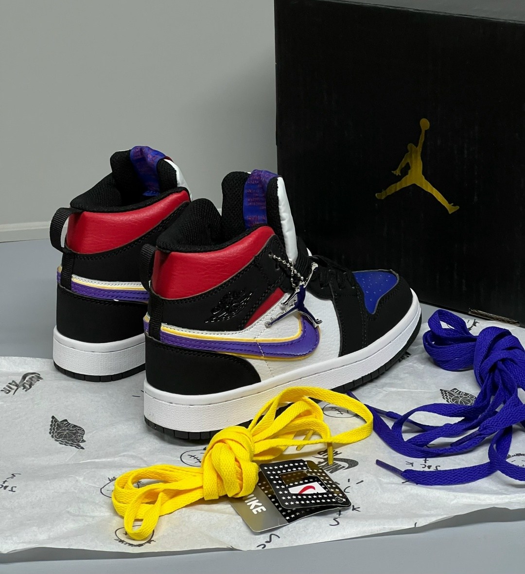 nike air jordan 1 mid se,nike air jordan 1 mid,air jordan 1 mid se,air jordan 1 mid,кроссовки мальчику