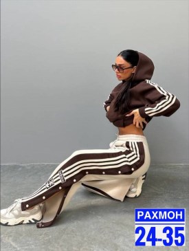 Костюм