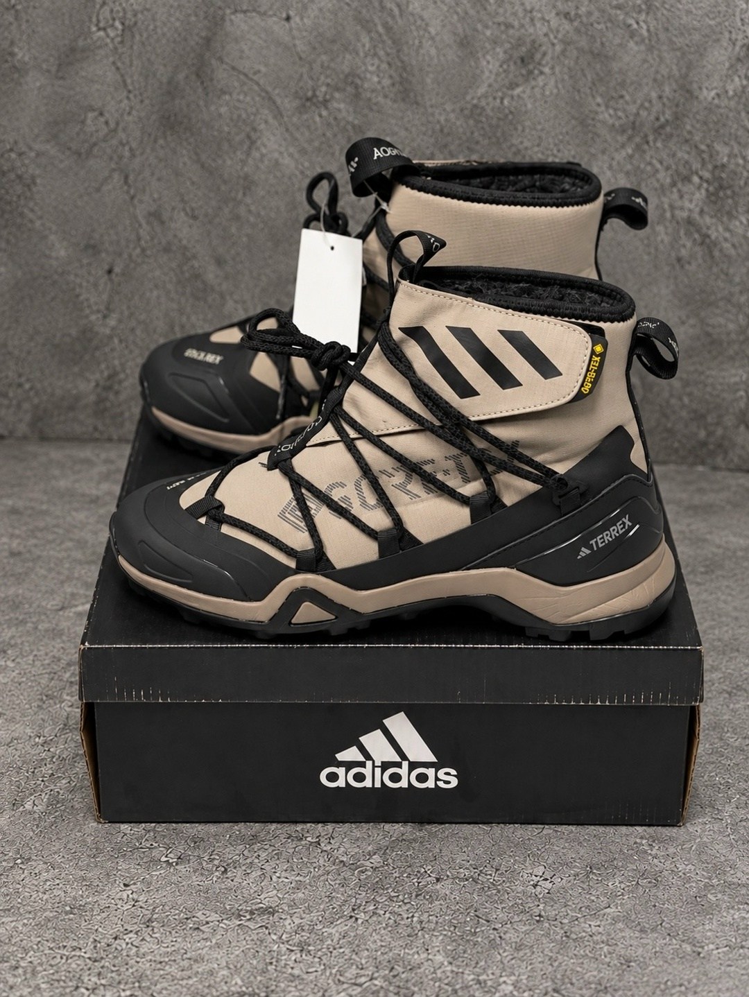 зимние ботинки adidas gore-tex,зимние ботинки adidas gore-tex цвет серый,зимние ботинки adidas,зимние ботинки adidas terrex winter,кроссовки зимние adidas gore-tex high black