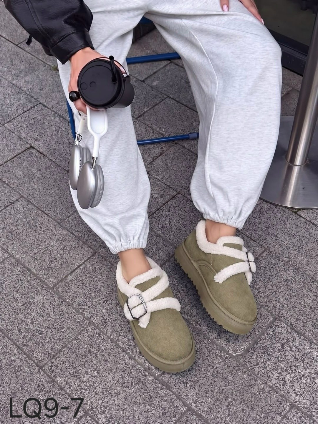 угги мини зимние на толстой подошве elook shoes 287205015,,угги женские, женская зимняя,угги зимние полуботинки классические jialu