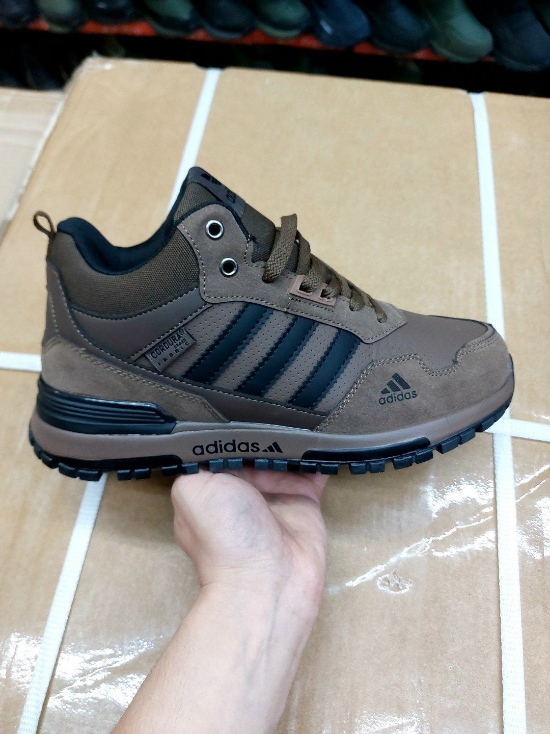 кроссовки мужские зимние adidas,зимние кроссовки adidas,кроссовки адидас мужские зимние,кроссовки adidas climaproof зимние,зимние кроссовки adidas zx 750 hi