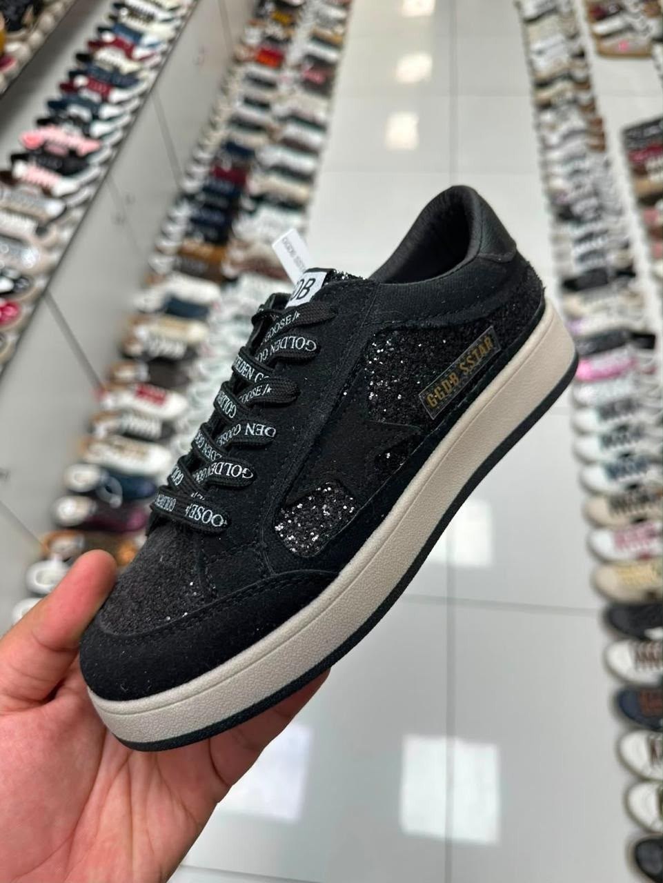 ,кроссовки golden goose с пайетками на платформе,кроссовки golden goose,обуви, женская