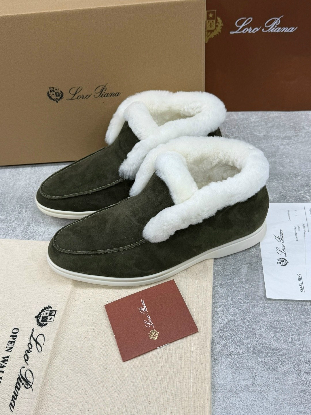 женские лоферы loro piana,зимние замшевые ботинки loro piana open walk бежевые с мехом,ботинки loro piana,лоферы зимние loro piana,лоферы loro piana