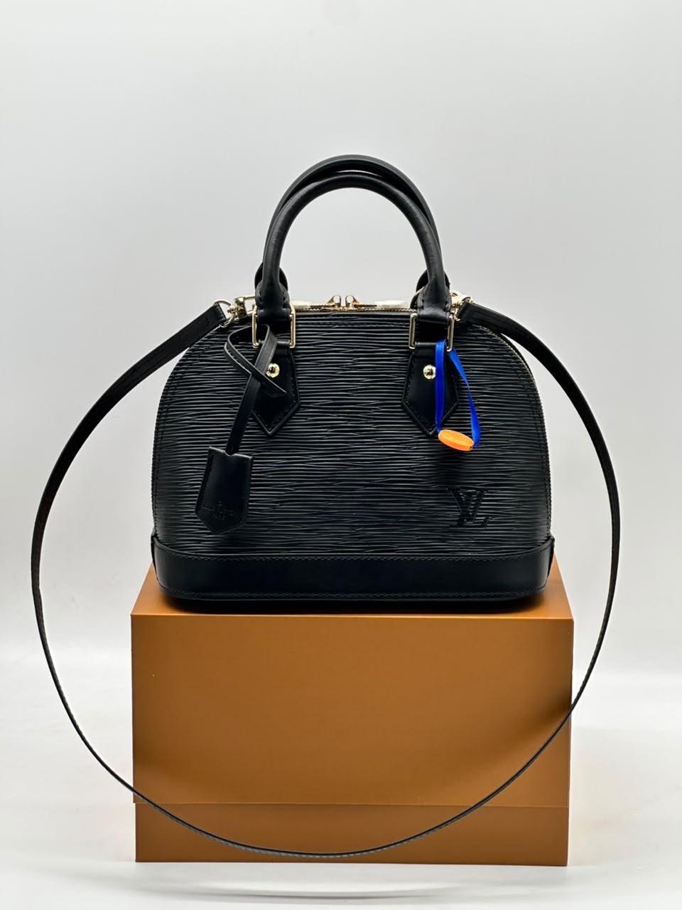 сумки для женщин,сумка,louis vuitton alma bb,женская сумка,сумочка