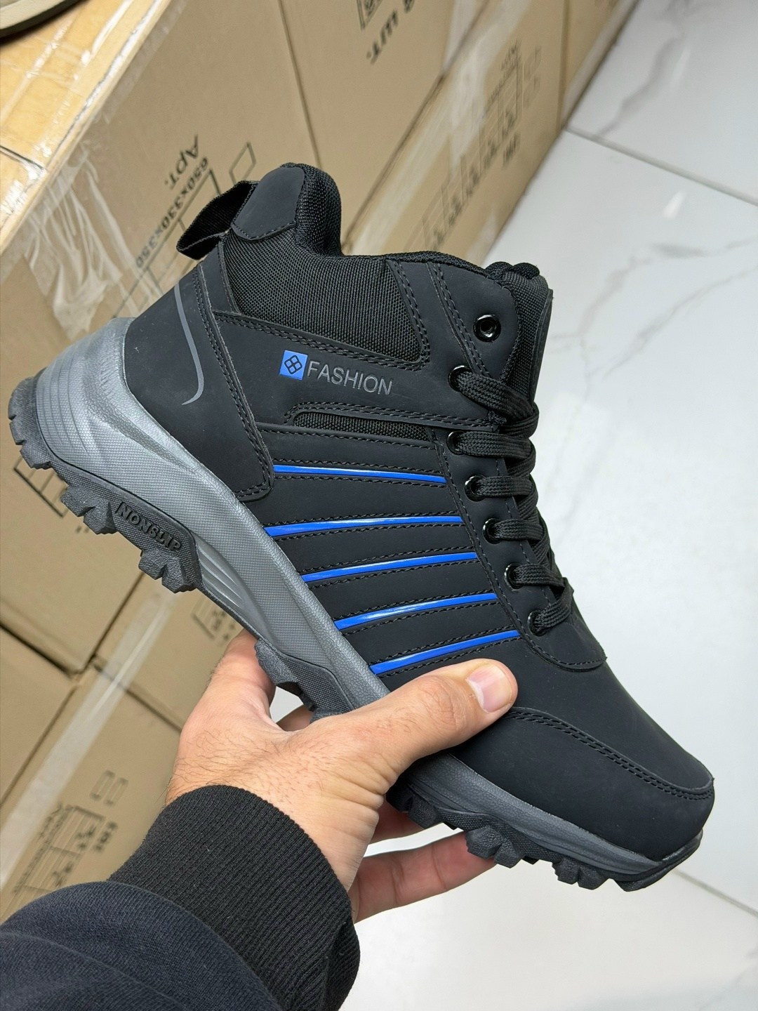 зимние кроссовки adidas,кроссовки мужские зимние,зимние кроссовки,кроссовки зимние bona,зимняя