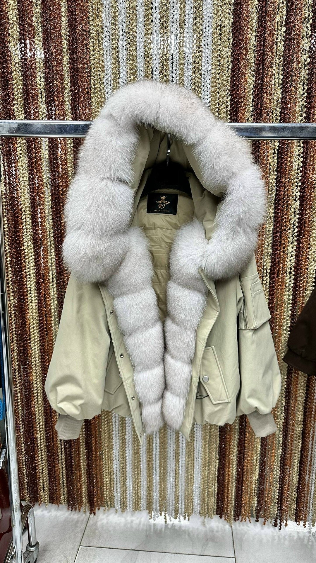 парка люкс с мехом песца,парка с натуральным мехом,парка женская с натуральным мехом,пуховики с натуральным мехом,пуховики с мехом