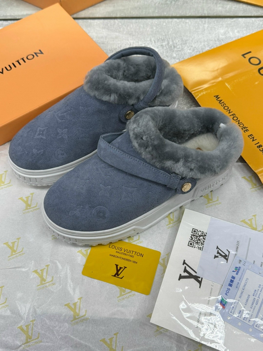 мюли louis vuitton,ботинки louis vuitton,тапочки louis vuitton,,угги женские