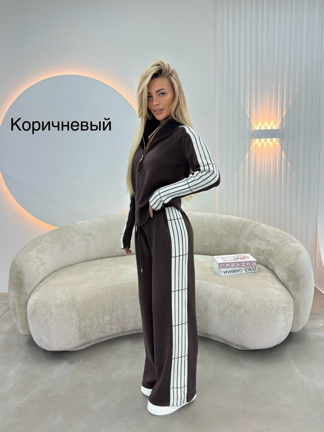 костюм двойка,женские спортивные костюмы,трикотажные костюмы,костюм с лампасами,женский костюм