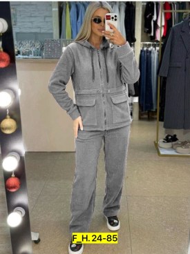 Костюм