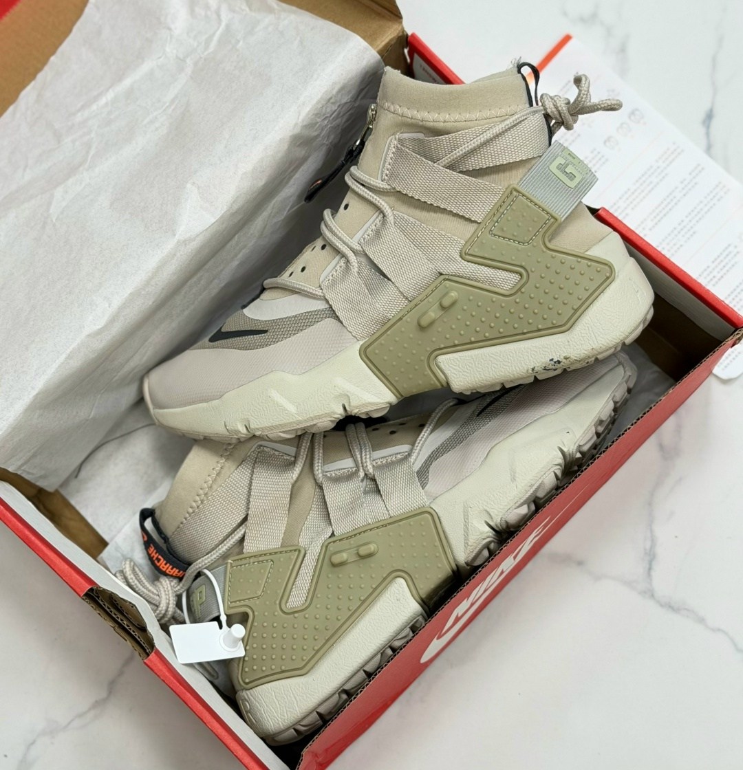 кроссовки nike air huarache gripp,кроссовки nike air huarache,кроссовки nike air huarache gripp triple,nike air huarache gripp,nike air huarache