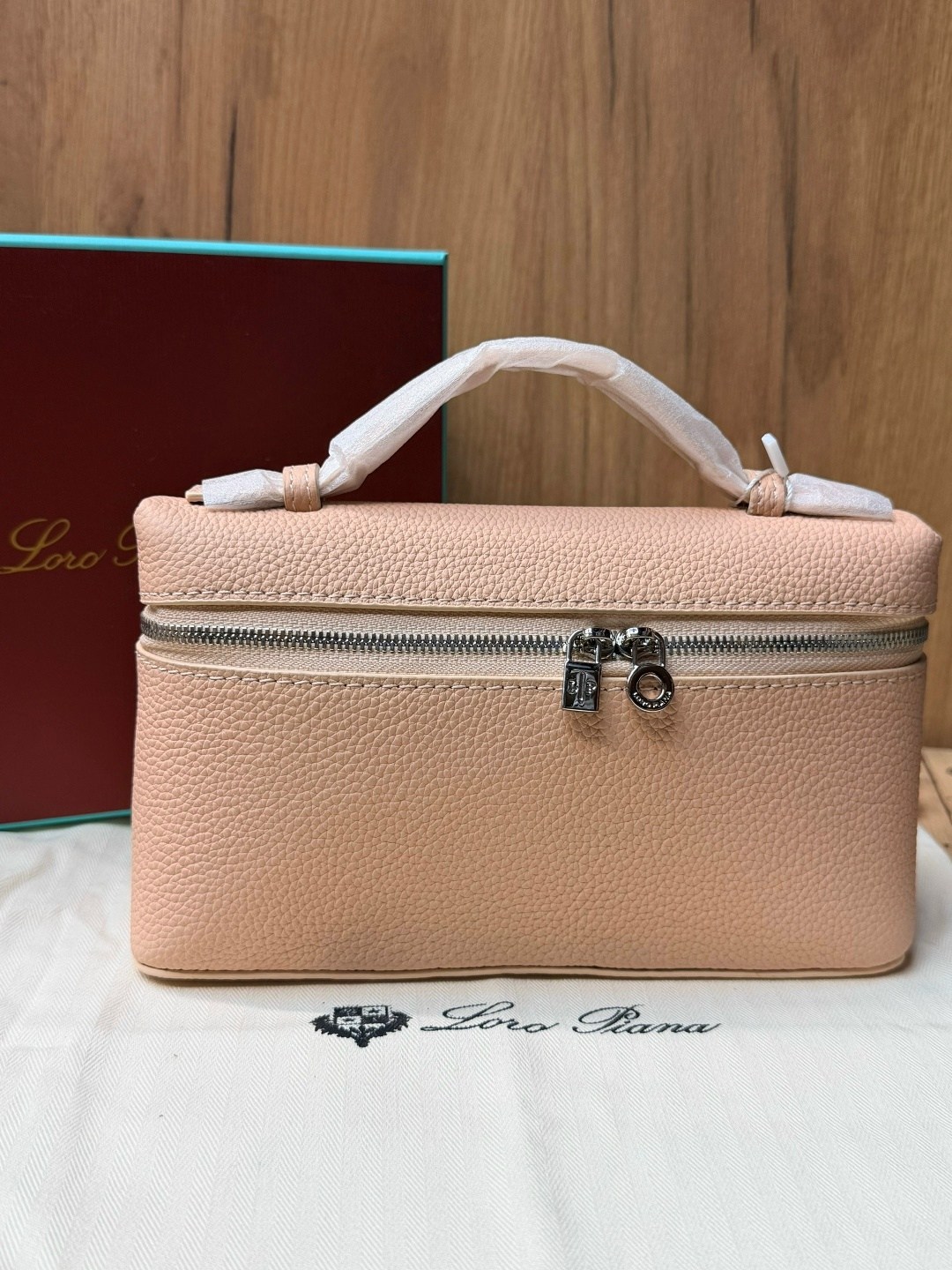 loro piana сумка,сумка,женская сумка,сумка на плечо loro piana,сумки для женщин